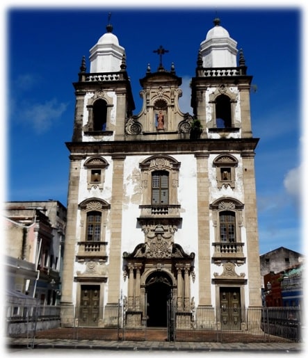 Arquitetura Barroca: Concatedral de São Pedro dos Clérigos (Recife – PE / Brasil)