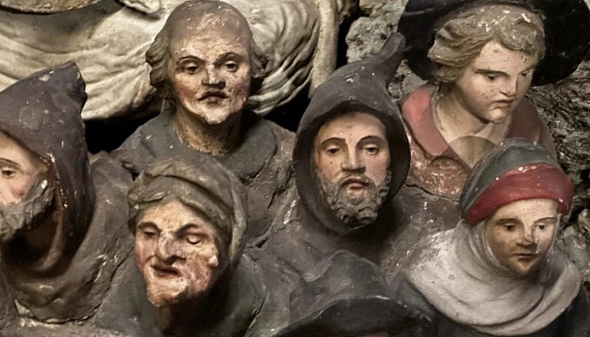 Recorte 01: Presépio da Capela de Nossa Senhora da Glória e São Gens, mais conhecida como Capela de Nossa Senhora do Monte, situada em Lisboa, Portugal. A obra data do século XVIII (meados do século de 1700) e é tradicionalmente atribuída ao célebre escultor barroco António Ferreira, um dos mais notáveis mestres portugueses na arte dos presépios.